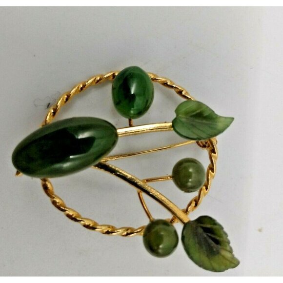 Vintage Green Jade Floral Spray Gold Tone Brooch 1.5" X 2" - Picture 10 of 10